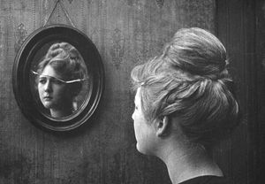 Shoes (1916)의 메리 맥라렌