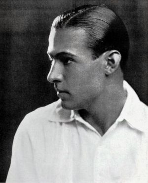 1924년 2월 9일 『Universal Weekly』지의 발렌티노