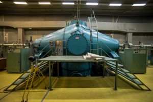 그리스 NCSRD에 있는 밴더그래프 탠덤 가속기