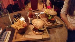 옥스퍼드의 제이미 이탈리안 버거