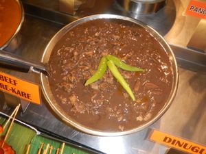 디누구안, 실링 하바가 들어간 돼지 피 스튜