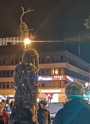 2022년 Å-Draget 축제에서 꽃 트롤