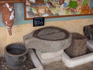 고대 오일 압착기(터키 보드룸 해저 고고학 박물관)