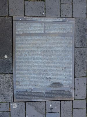 1933년 5월 10일 본 마르크트플라츠에서 책을 불태운 것을 기념하는 "Lese-Zeichen" ("책갈피")