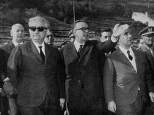 레오네와 마리아노 루모르가 바욘트 댐 참사 현장을 방문하다