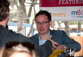 2013년 SXSW에서 신호와 소음에 서명하는 실버