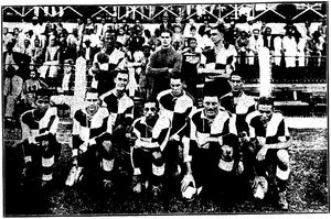 1936년 자메이카 대표팀이 트리니다드 토바고 축구 국가대표팀과 경기하는 모습