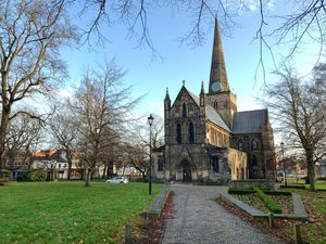 세인트 커스버트 교회