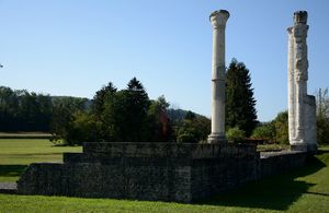 Cigognier Temple 기둥