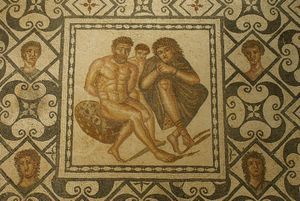 사슬에 묶인 베르베르인들을 묘사한 모자이크, 로마 속주 마우레타니아 카이사리엔시스의 티파사