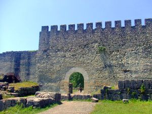 아르케오폴리스의 동쪽 문 유적