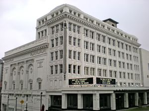 타코마의 판테이지 극장, 바다빌 회로의 유물, 알렉산더 판테이지가 설립