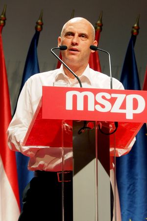 MSZP의 신임 대표로 선출된 토비아시