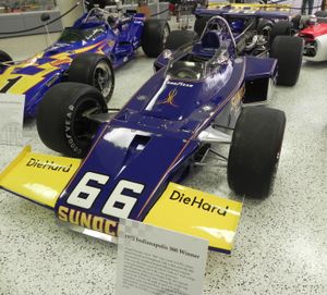  Team Penske의 1972년 인디애나폴리스 500 우승 McLaren M-6B (Offenhauser 엔진 장착) 경주차