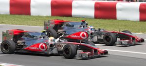 맥라렌은 해밀턴이 1위, 버튼이 2위를 차지하면서 캐나다 그랑프리에서 시즌 세 번째 1-2를 달성했다.