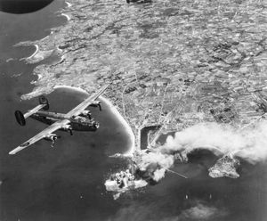 1944년 8월 생말로 공습