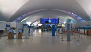 2017년 개조 후 터미널 1 출발 홀