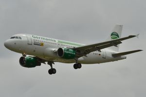 WheelTug 탑재를 나타내는 로고가 붙은 게르마니아의 A319