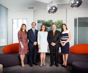 프랭크 라이니에리와 그의 가족.