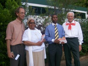 2009년 오라니아를 방문한 CRL 권리 위원회의 대표자들