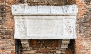 베네치아에 있는 야코포와 로렌초 티에폴로의 무덤