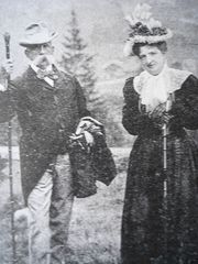 1890년대, 마르게리타 왕비와 함께