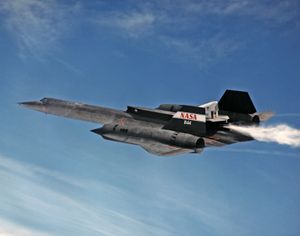 LASRE 시험을 수행하는 NASA의 SR-71