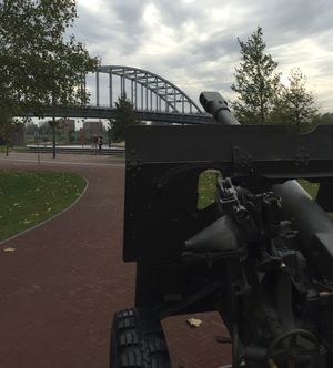 공수부대 기념관에서 바라본 존 프로스트 다리