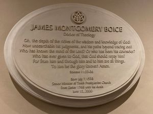 텐스 장로교회에 있는 제임스 몽고메리 보이스의 명판