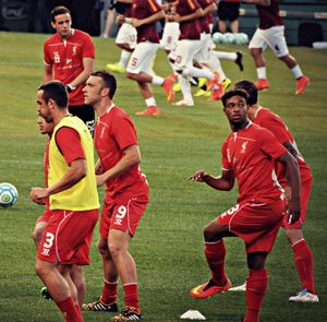 아이브 (오른쪽)는 2014년에 리버풀과 함께