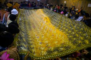 마하파리니르바나 사원 내부