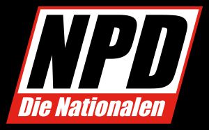 2010년 말까지의 NPD 로고