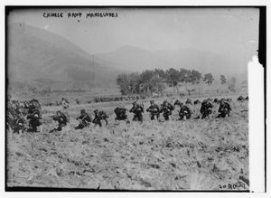 기동 훈련에 참여하는 신식 군대