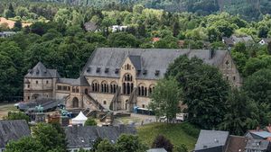 중세 황궁(Kaiserpfalz)