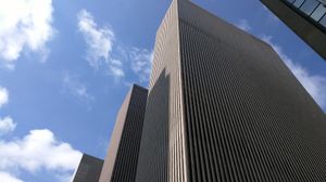 1251 애비뉴 오브 아메리카스(1965). 1221 (1966) 및 1211 (1968)이 각각 왼쪽과 맨 왼쪽에 보인다.