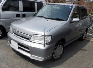 닛산 큐브 1세대(Z10) 정측면