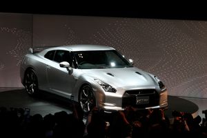 2007년 도쿄 모터쇼에서 데뷔한 닛산 GT-R