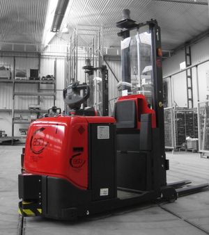 탑승형 오더 피킹 트럭