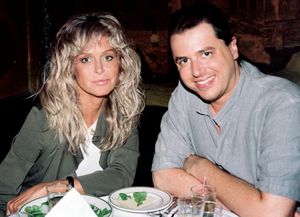 2008년 체이싱 파라와 파라의 이야기의 감독 크레이그 J. 네비우스와 함께 있는 포셋