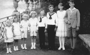 1920년대 푼샬에 있는 자녀들