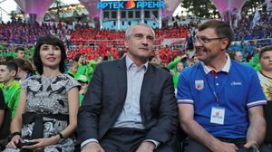 2019년 아르텍에서 열린 젊은 팝 음악 공연자를 위한 뉴 웨이브 주니어 국제 경연대회에서 세르게이 악쇼노프.