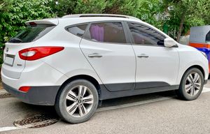 현대 뉴 투싼 ix 후측면