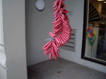 악귀를 쫓기 위해 터뜨리는 폭죽