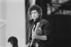 담배를 문 채 연주 (1982년)