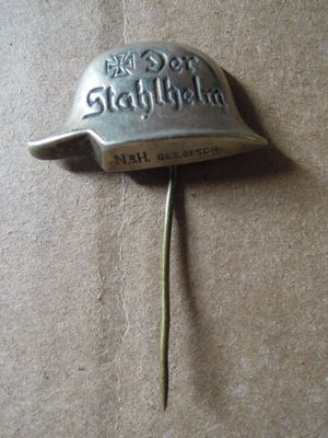 전선병사동맹 옷깃 핀, 1918–1933