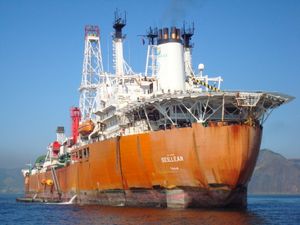 라이베리아의 부유식 원유생산저장하역설비인 FPSO Noble Seillean