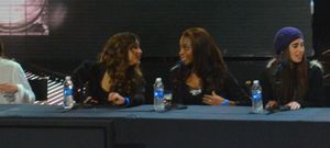 2012년 12월 더 엑스 팩터 세트장의 피프스 하모니