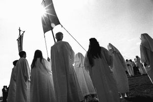 런던 프림로즈 힐에서 열린 추분 드루이드 의식