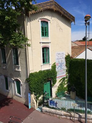 샤를 트르네가 태어난 집 (프랑스 오드주 나르본), 현재 방문객에게 공개됨