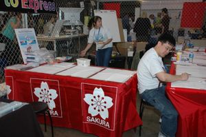 메이커 페어 2008의 사쿠라 아메리카 부스